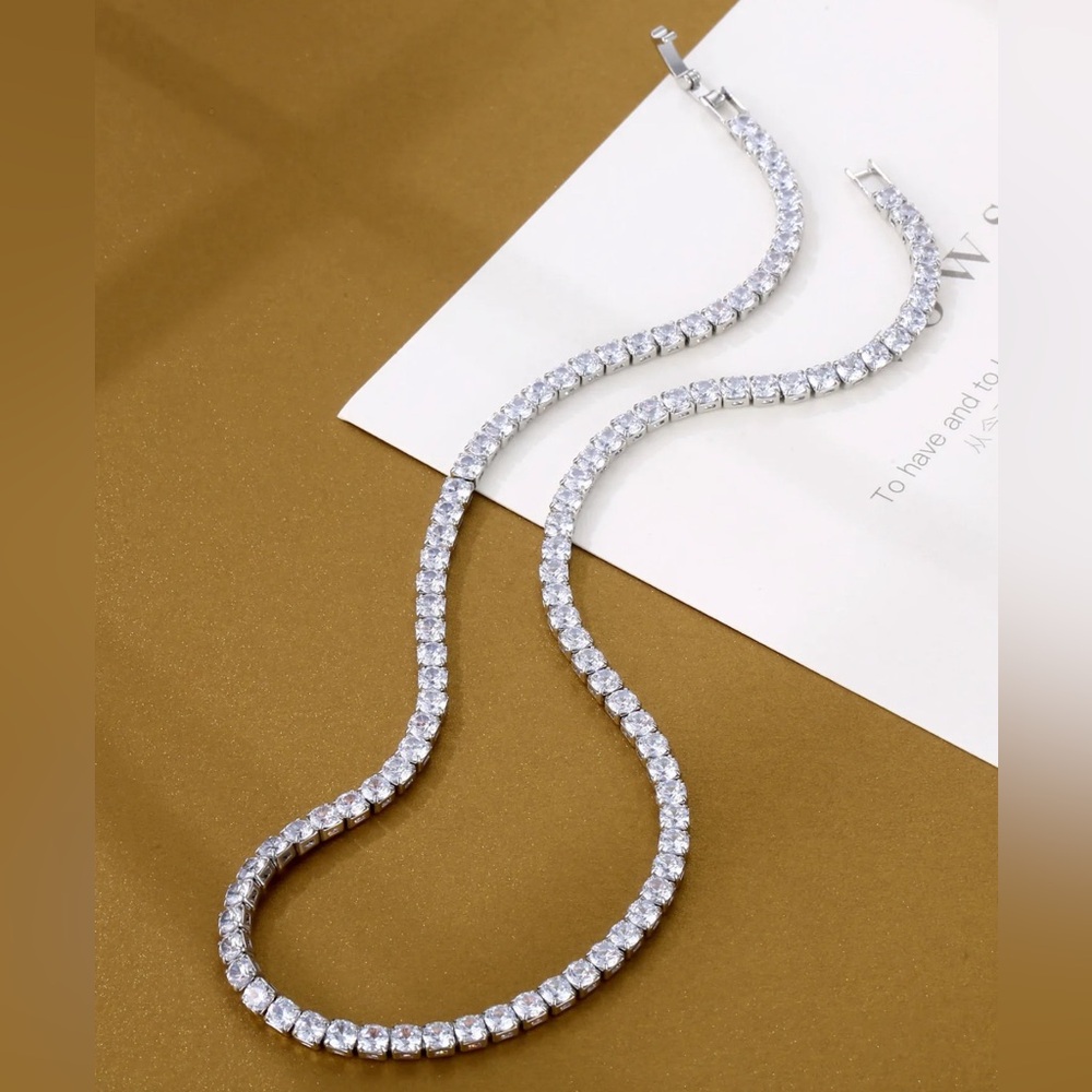HIGH QUALITY Diamond Tennis Necklace - Picture 3 of 4